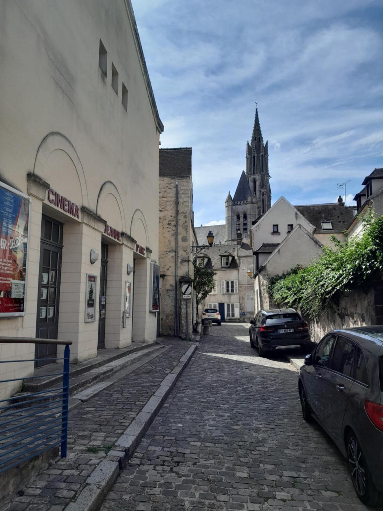 Gite La Folie De Seraphine Senlis  Eksteriør bilde